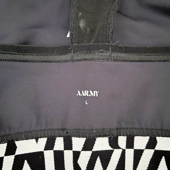 AARMY Romeo T-back Sports Bra - Picture 5 of 5